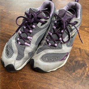 Treksta Gray and Purple Hiking Shoes